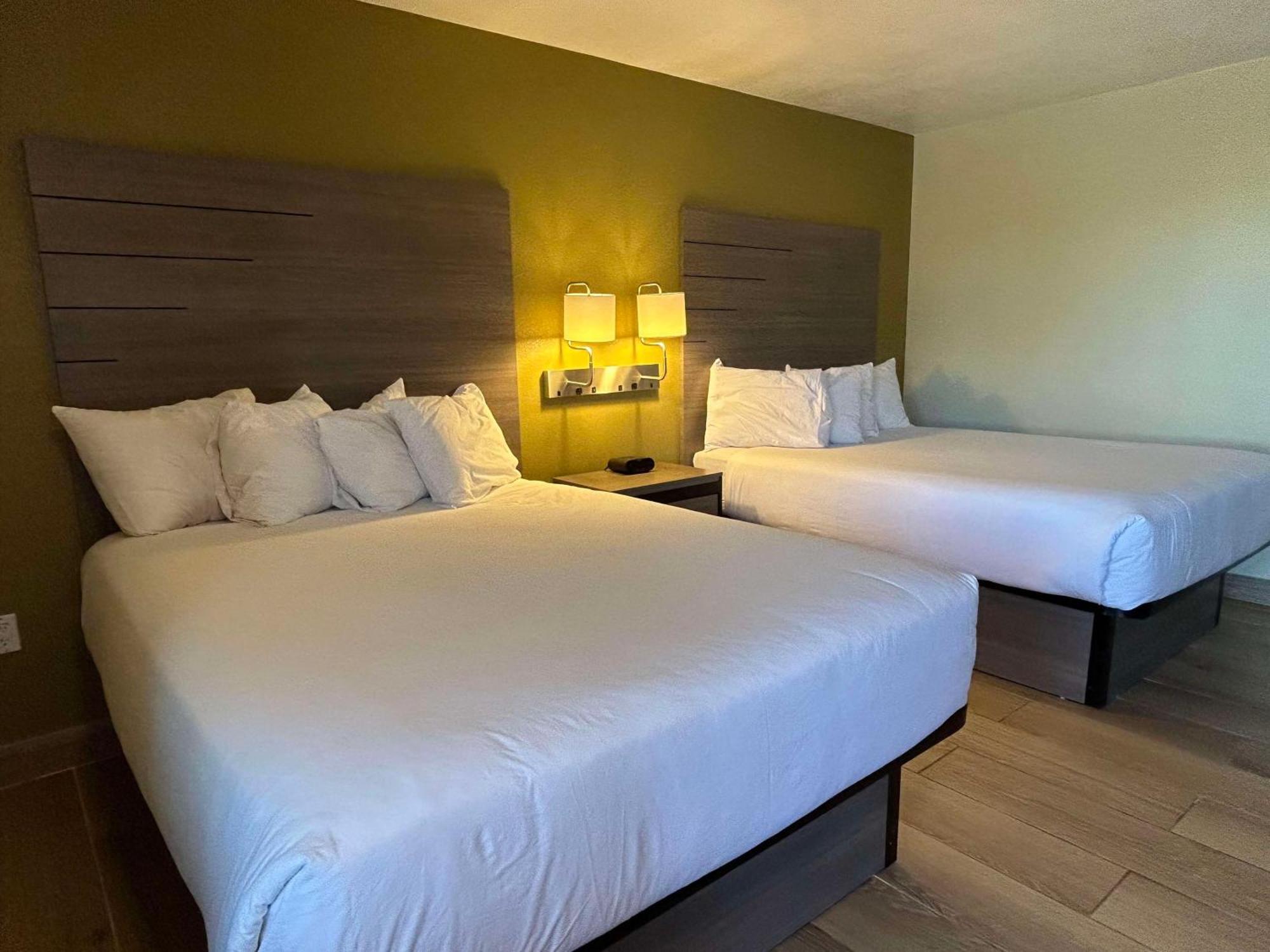 Surestay By Best Western Chambers Petrified Forest ภายนอก รูปภาพ